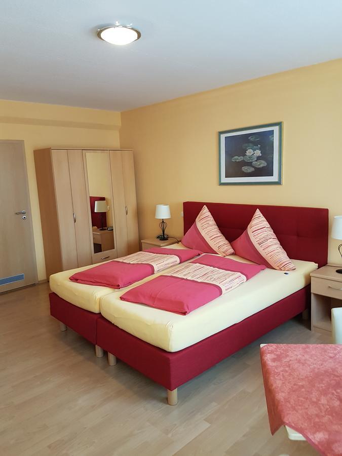 Altstadt Hotel Peiss Штральзунд Экстерьер фото